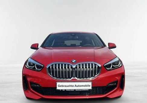 BMW 120, 2023