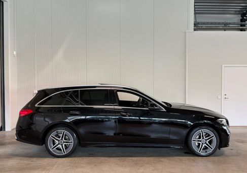 Mercedes-Benz C 300, 2022