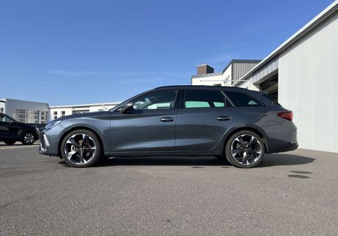 Cupra Leon, 2025