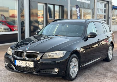 BMW 318, 2011