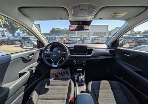 Kia Stonic, 2025 3
