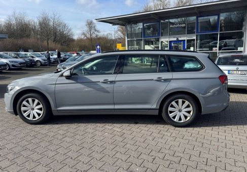 Volkswagen Passat, 2022