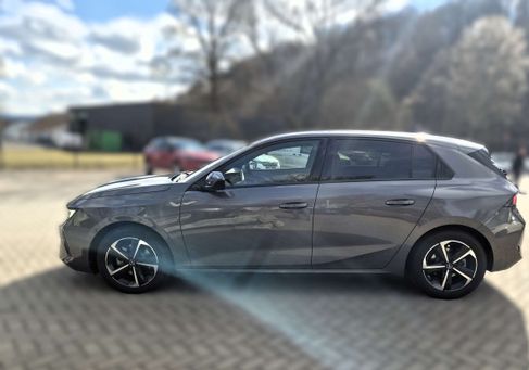 Opel Astra, 2024