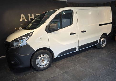 Renault Trafic, 2019 3