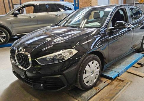 BMW 116, 2022