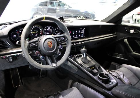 Porsche, 2024