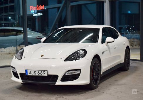 Porsche Panamera, 2013