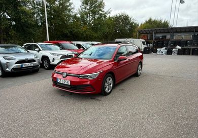 Volkswagen Golf, 2024