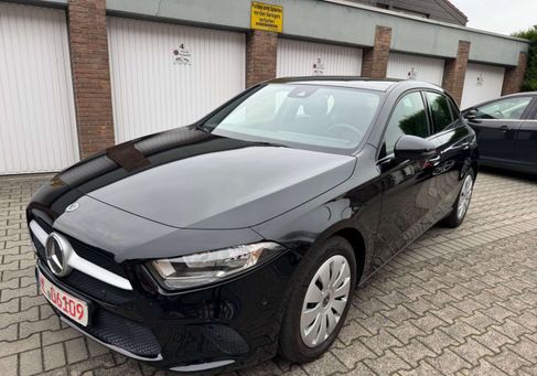 Mercedes-Benz A 250, 2022