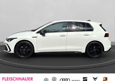 Volkswagen Golf, 2024 3