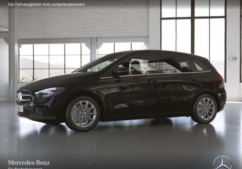 Mercedes-Benz B 250, 2022