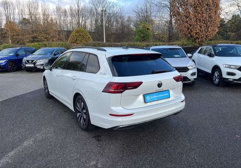 Volkswagen Golf, 2024 2