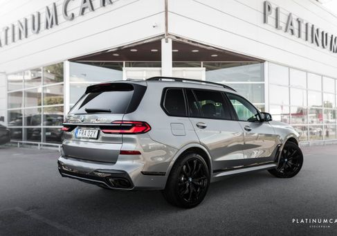 BMW X7, 2023