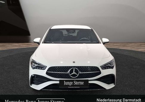 Mercedes-Benz CLA 180, 2026