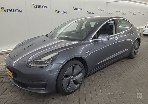 Tesla Model 3, 2019