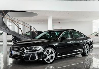 Audi A8, 2022