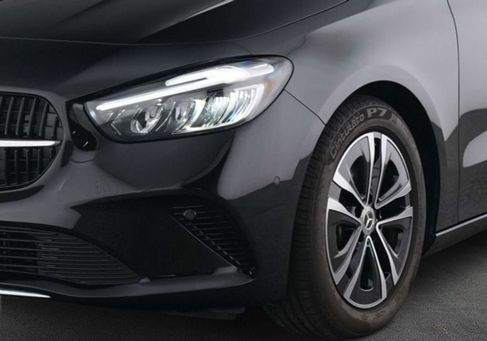 Mercedes-Benz B 200, 2025 3