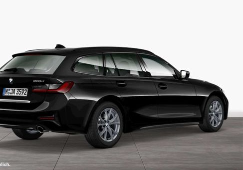 BMW 320, 2022