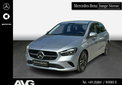 Mercedes-Benz B 180, 2024