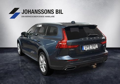 Volvo V60 Cross Country, 2022