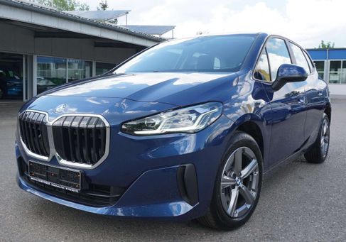 BMW 216, 2023