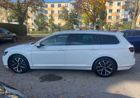 Volkswagen Passat Variant, 2021