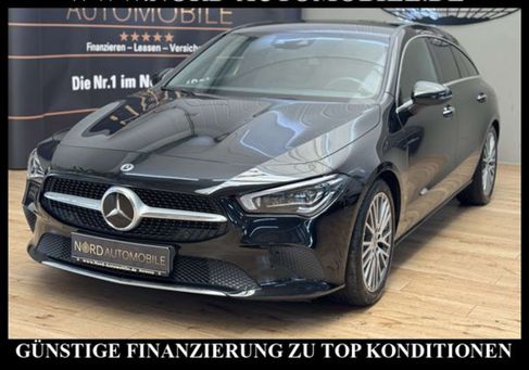 Mercedes-Benz CLA 200, 2022