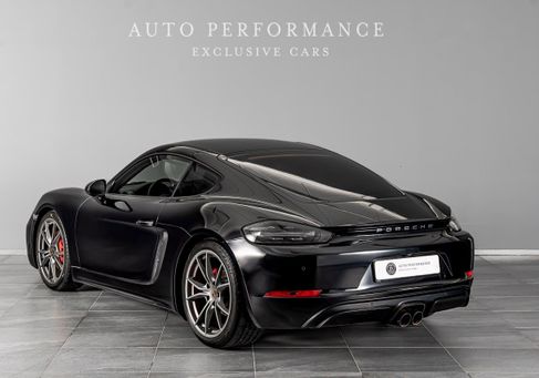 Porsche Cayman, 2020