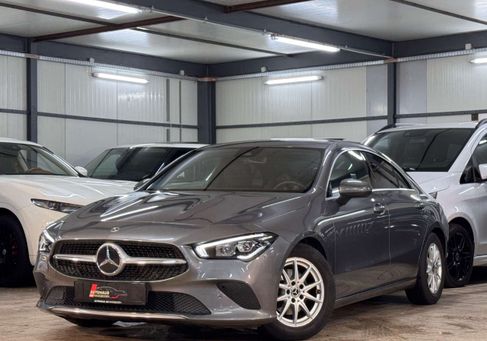 Mercedes-Benz CLA 180, 2022