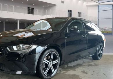 Mercedes-Benz CLA 180, 2022