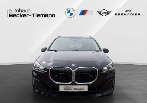 BMW 220, 2025 3