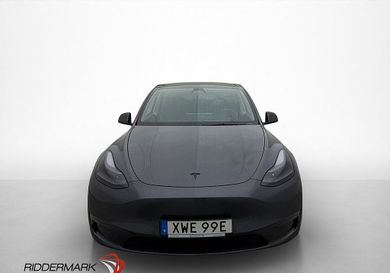 Tesla Model Y, 2021