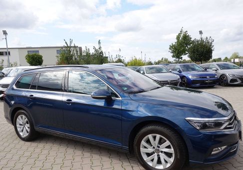 Volkswagen Passat Variant, 2022 3