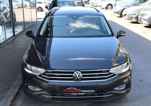 Volkswagen Passat Variant, 2024 3