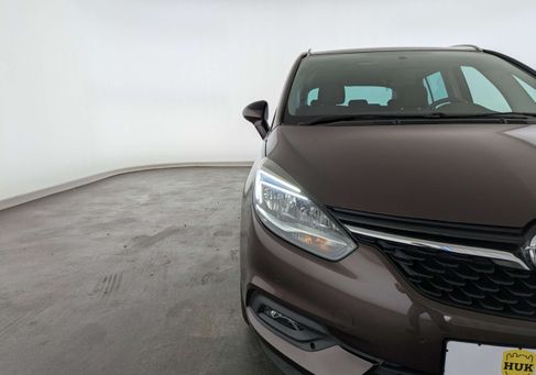 Opel Zafira, 2018 3