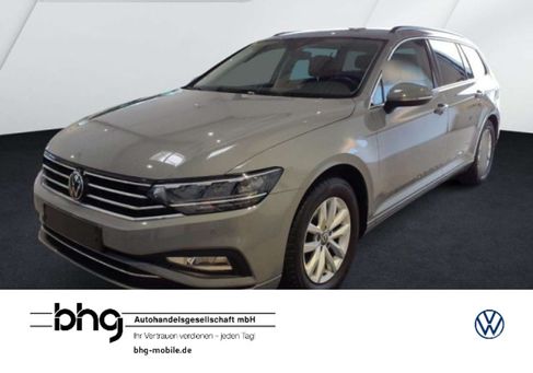 Volkswagen Passat Variant, 2022