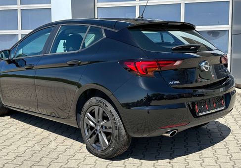 Opel Astra, 2019