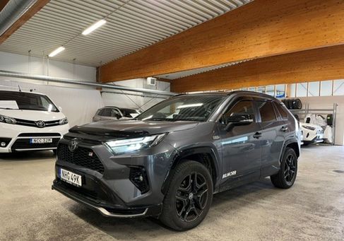Toyota RAV 4, 2023
