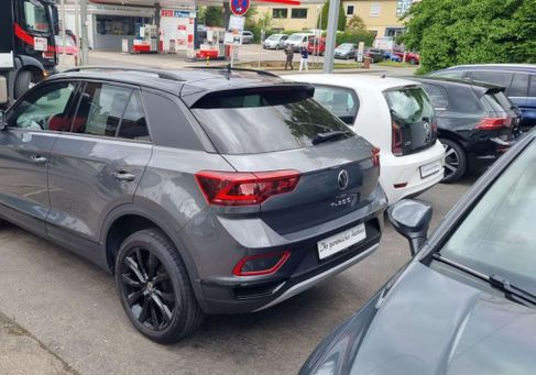 Volkswagen T-Roc, 2023 3