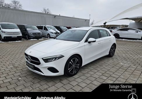 Mercedes-Benz A 200, 2023