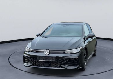 Volkswagen Golf, 2025