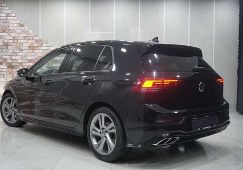 Volkswagen Golf, 2022