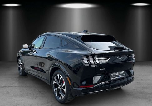 Ford Mustang Mach-E, 2022