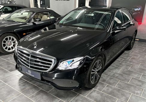 Mercedes-Benz E 220, 2020