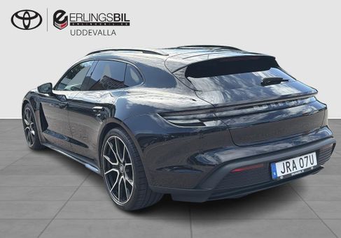 Porsche Taycan, 2022