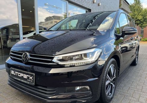 Volkswagen Touran, 2024 2
