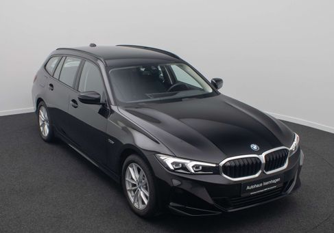BMW 320, 2022
