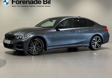 BMW 330, 2021
