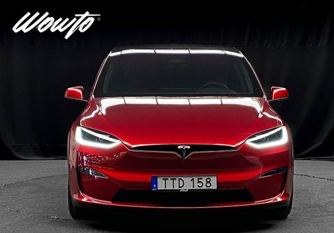 Tesla Model X, 2024