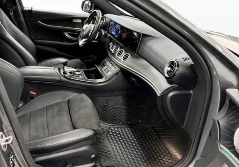 Mercedes-Benz E 200, 2020